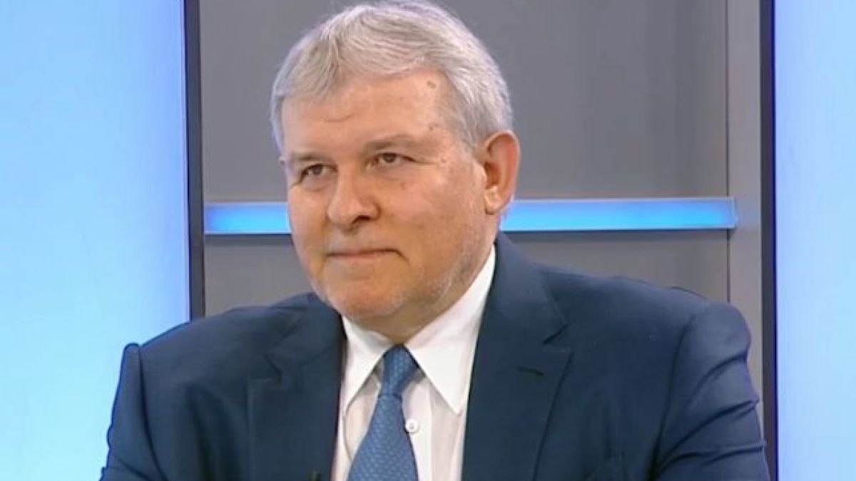 Румен Христов каза трябва ли Борисов да се оттегли от лидерския пост 