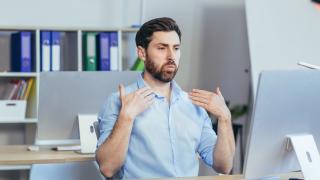 15 бона глоба за шефа, ако не ни осигури климатици в жегите 