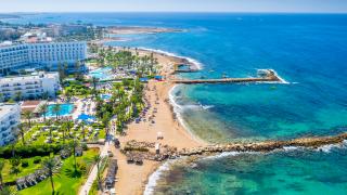 Църквата строи петзвезден хотел за €100 милиона със СПА и бар - ето къде