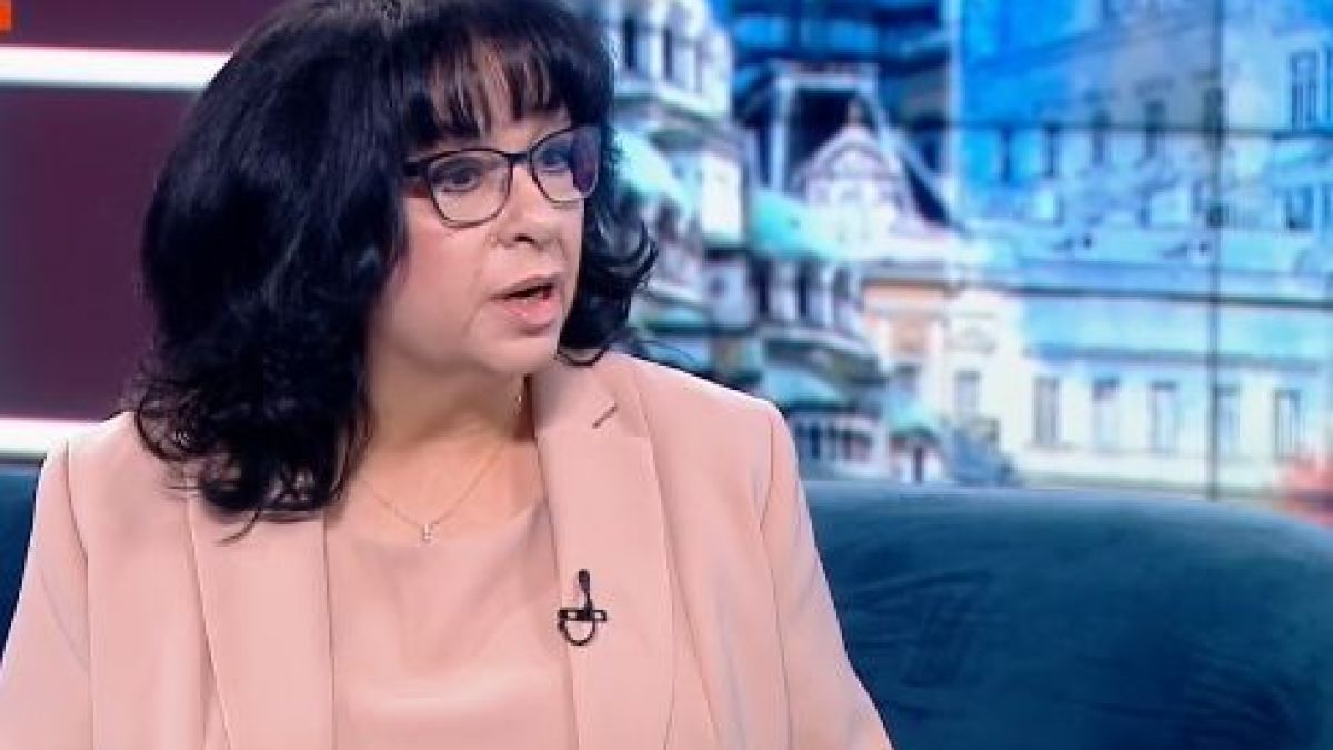 Теменужка Петкова за интерконектора: На Кирил Петков му остана само да ходи да се снима