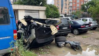 Горещи новини за остатъците от джипа на Семерджиев, вече не са пред СДВР