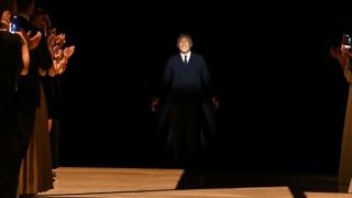 Армани заслепи Париж 