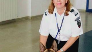Колежка на полицайката Симона я съсипа с тези думи за пилони и извратеност