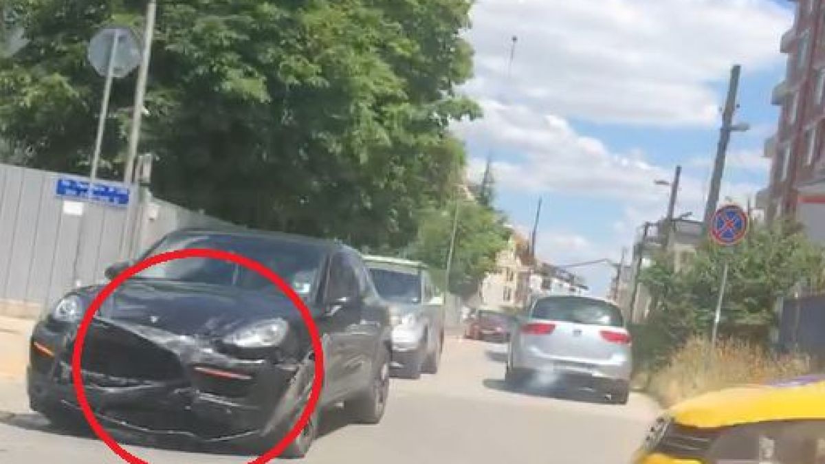Първо в БЛИЦ! Адско меле с Порше Кайен в София ВИДЕО