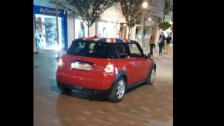 Това ВИДЕО с "Мини Купър" от Варна подпали страстите!