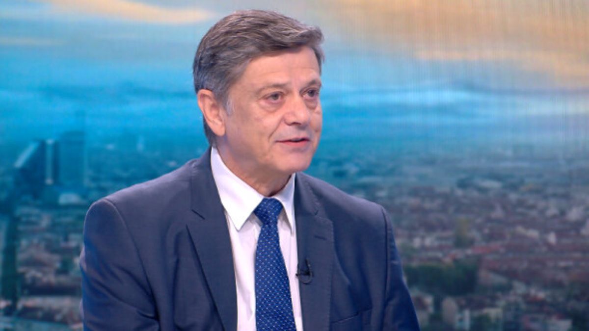 Ген. Попов за отнетия лиценз на авиоремонтните заводи: Тежък отговор от Русия