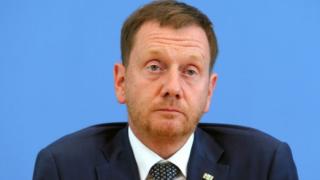 Премиерът на Саксония: На Украйна ще й е тъжно, но трябва да замразим войната и да получаваме газ от Русия