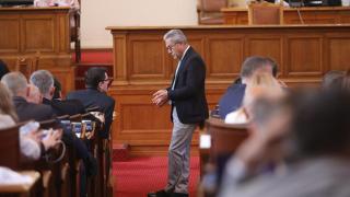 Депутатите гласуват окончателно промените в Закона за хазарта
