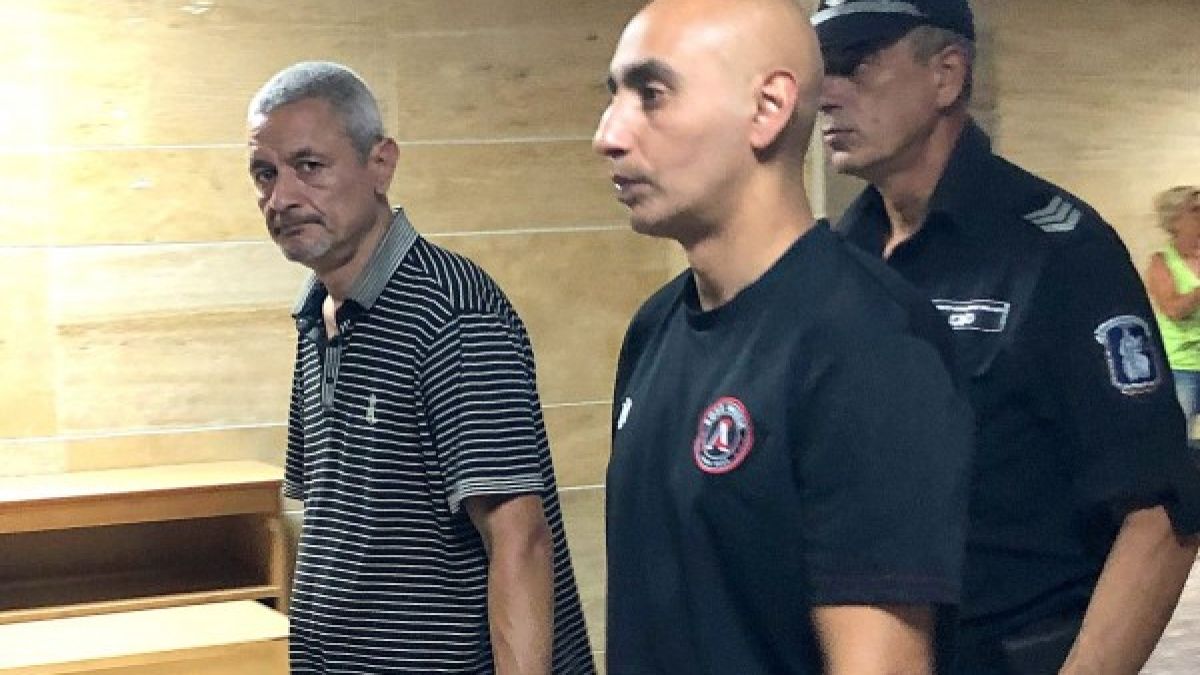 13-годишна за убийството в Капана: Убитият ме опипа, а мъжът с голата глава започна да...
