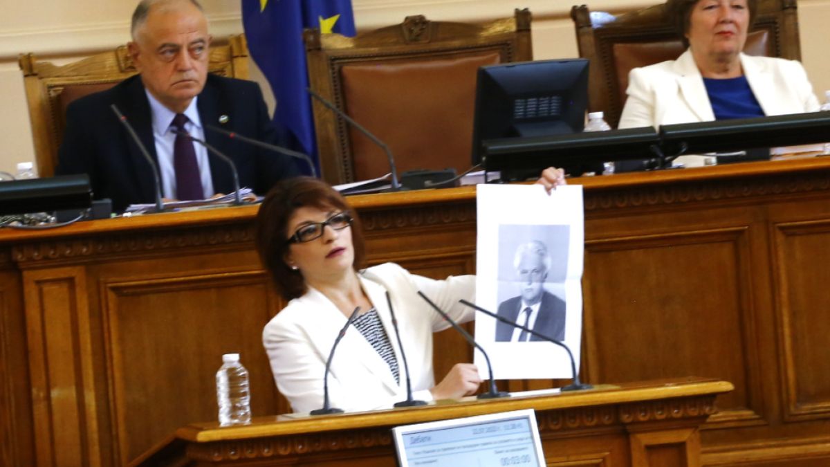 ГЕРБ избухнаха в парламента: Рашков е радост СНИМКИ