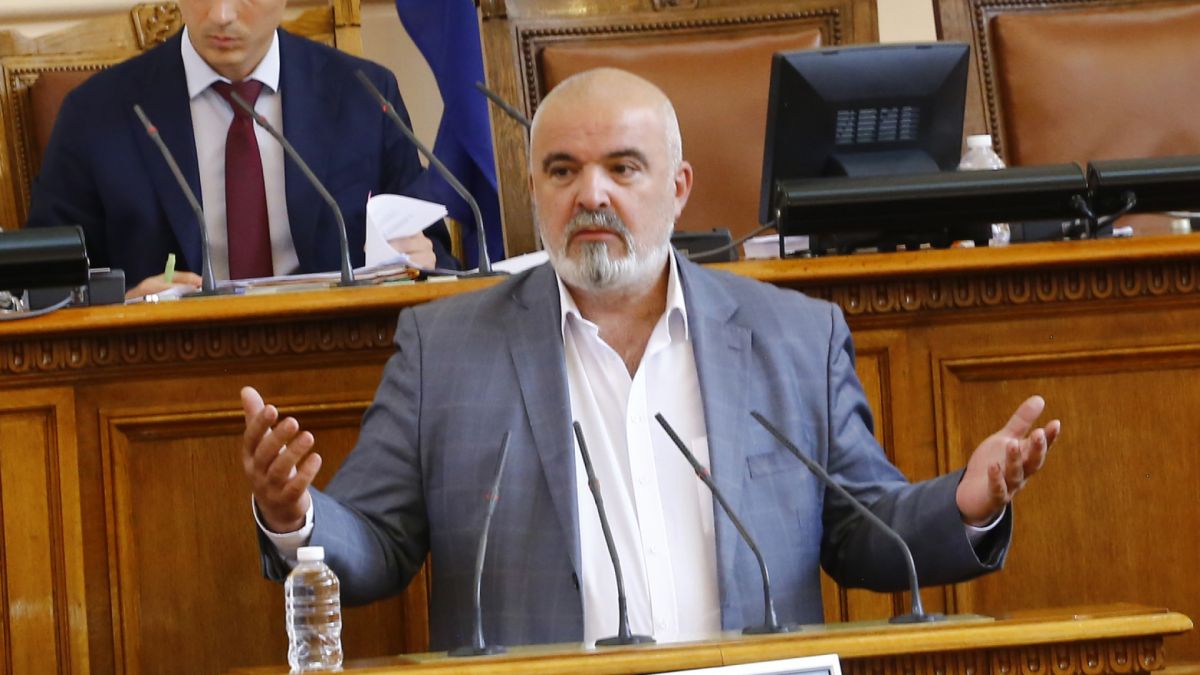 Рашков постигна дива престъпност и страх у хората с престоя си в МВР