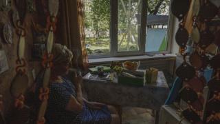 "Ел Паис": Последните украински крепости в Донбас очакват с надежда войските на Путин