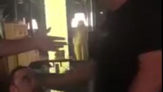 Страшен екшън в знаково столично заведение на "Витошка" БЛИЦ TV