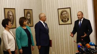 AFP: В разгара на политическа криза България се насочва към нови избори 
