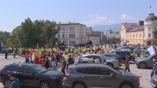 Обрат! Пътният бранш чака да се махне Кирил Петков и...