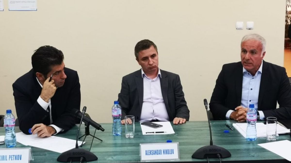 Петков с нови големи обещания за евтин газ, ето как щял да дойде ВИДЕО