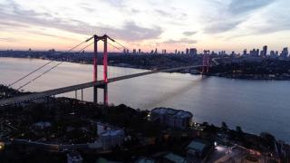Извънредна ситуация в Босфора заради 134-метров кораб, тръгнал към България