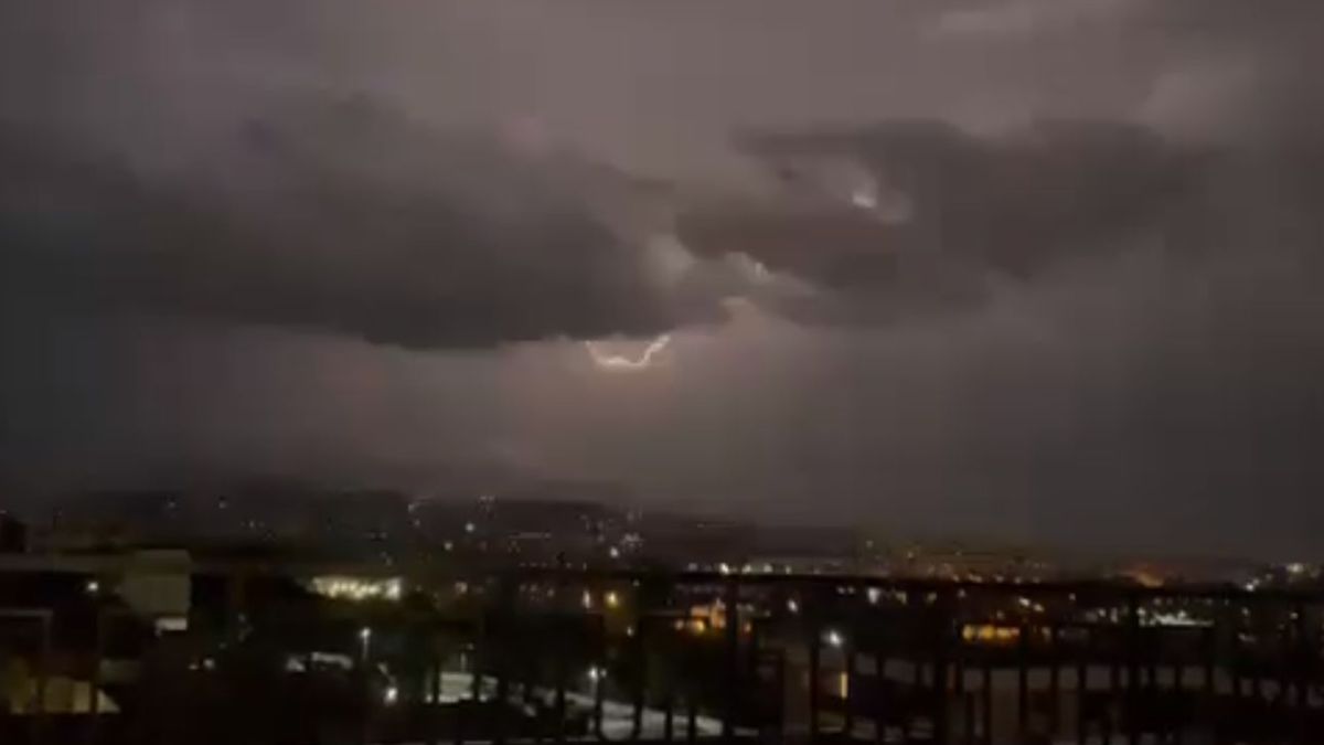 Няма край! Нова буря връхлетя София ВИДЕО