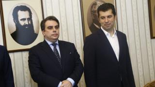 Човек на Петков издаде схемата му за следващия парламент