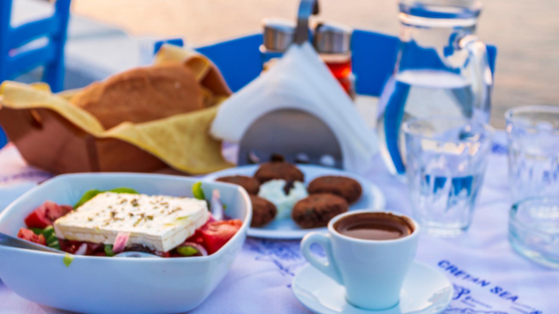 Голяма опасност дебне нашенци в Гърция  