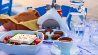 Голяма опасност дебне нашенци в Гърция  