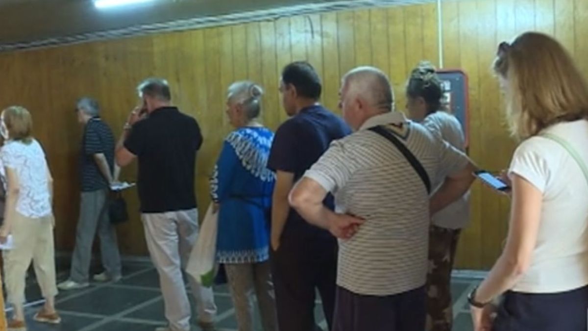 Страшен проблем за пенсионерите в голям наш град! Мълвата се носи от уста на уста