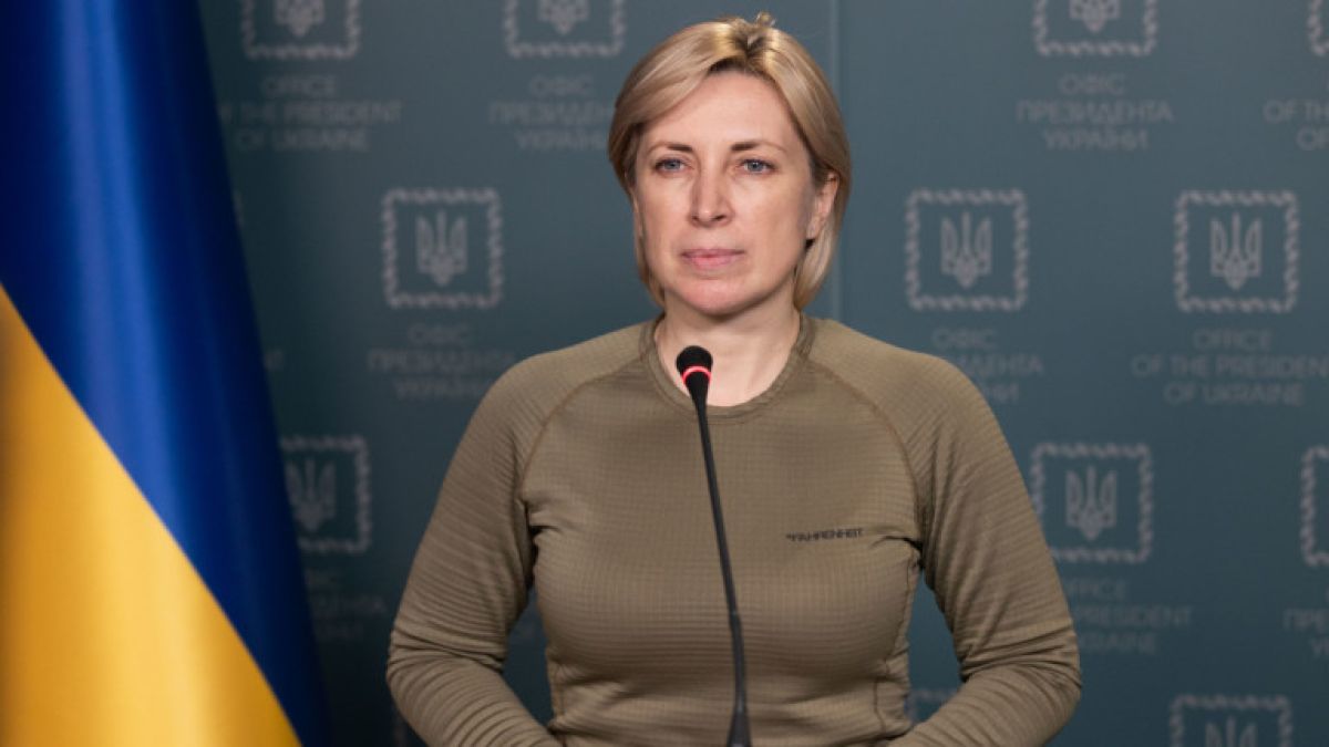 Киев евакуира 250 000 души от Донецк