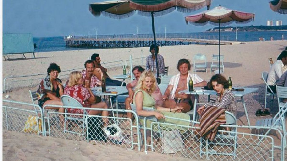 Ще го познаете ли! СНИМКА на Приморско от 1980 година шашна мрежата
