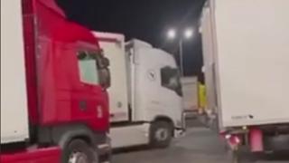 БАБХ сътвори нов хаос на „Кап. Андреево“. Отказва да изпълни решение на ВАС. Спря трафика на тирове с храни от Турция ВИДЕО
