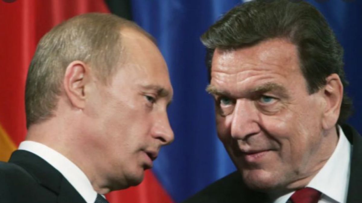 Шрьодер се срещна с Путин и огласи голяма новина за началото на края на войната