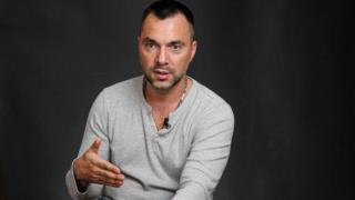 Арестович разкри тайни от личния си живот с 4 жени и обясни защо няма собствено жилище ВИДЕО