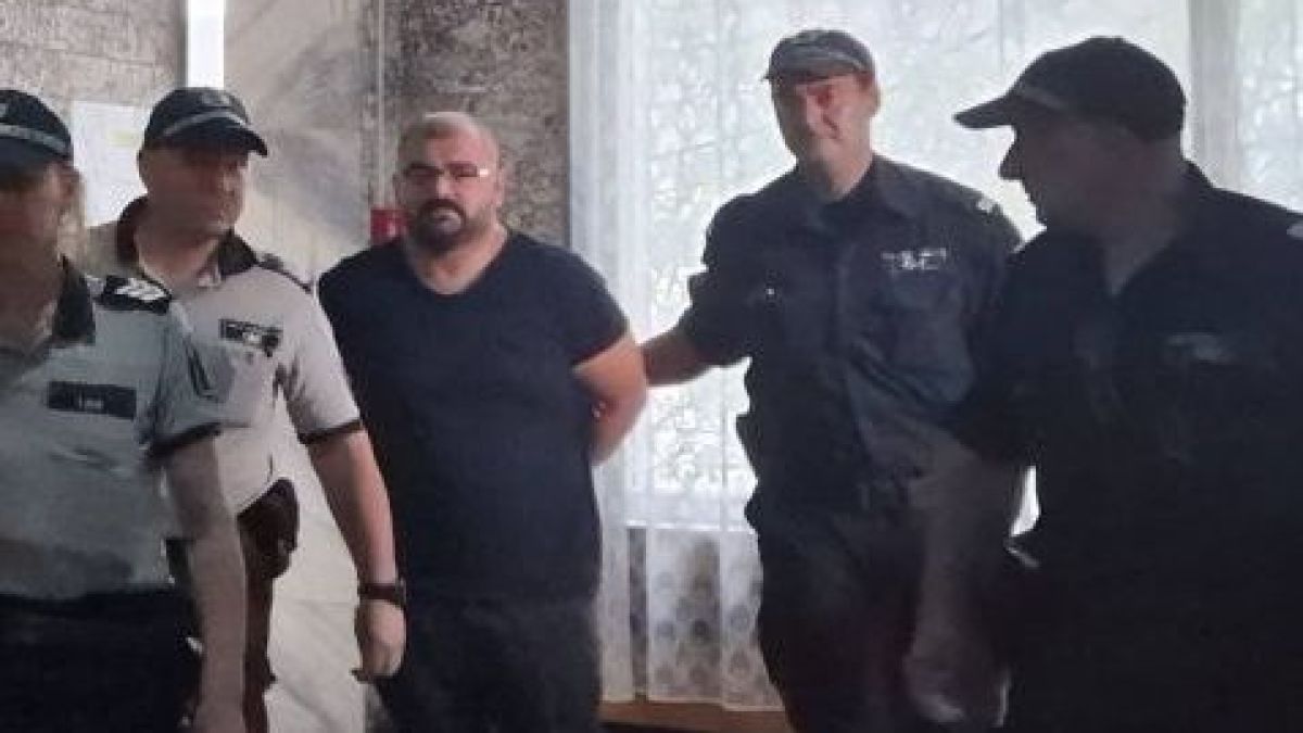 Извънредна новина за шофьора на автобуса от касапницата до Велико Търново