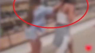 Брутално ВИДЕО 18+ от свиреп бой в мол между невръстни ученички потресе България