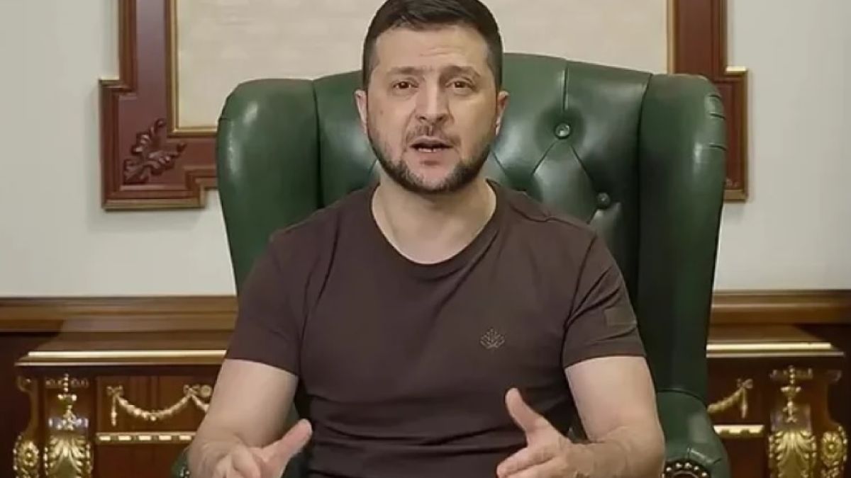Бивш министър каза как Зеленски спаси четворната коалиция 
