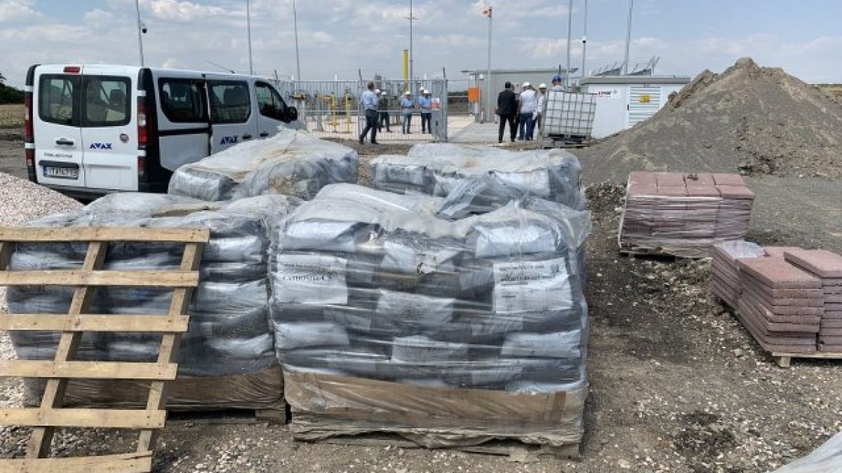 Скандал: МРРБ със СНИМКИ от интерконектора разобличи поредната газова лъжа на Петков