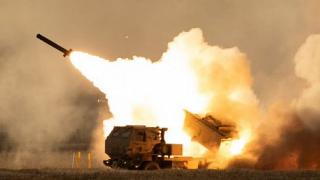 ВСУ пак обстрелва моста на Нова Каховка, този път с HIMARS