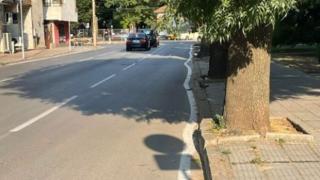 Пореден абсурд! Русенци в потрес от новата пътна маркировка СНИМКА