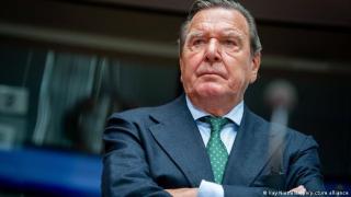 Бундестагът санкционира Шрьодер и направи мечешка услуга на Украйна