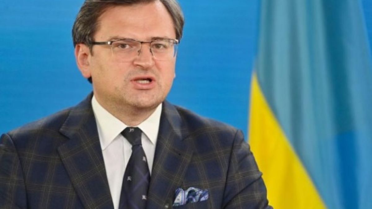 Кулеба обвини западните си колеги, че желаят краха на Украйна 
