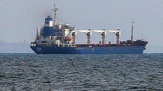 Стана ясно какво се е случило с първия украински кораб със зърно СНИМКА