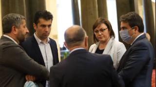 Кънчо Стойчев огласи дали ПП, ДБ и БСП ще съберат 121 депутати 
