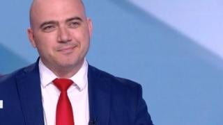 Министърът на туризма призна къде почива, призова да изберем родното
