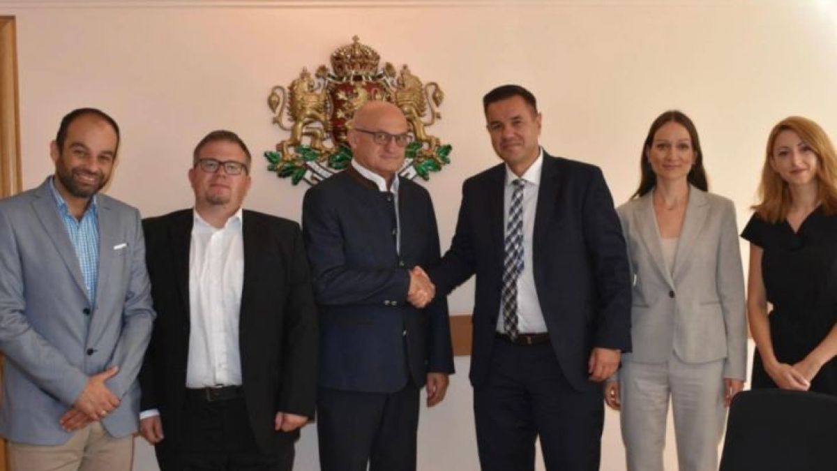 Германска компания от автомобилостроенето разкрива 2000 работни места у нас
