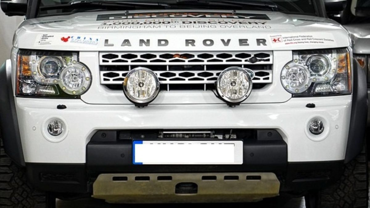 Пловдивчанин си купи лъскав Land Rover за 14 бона и сега си скубе косите