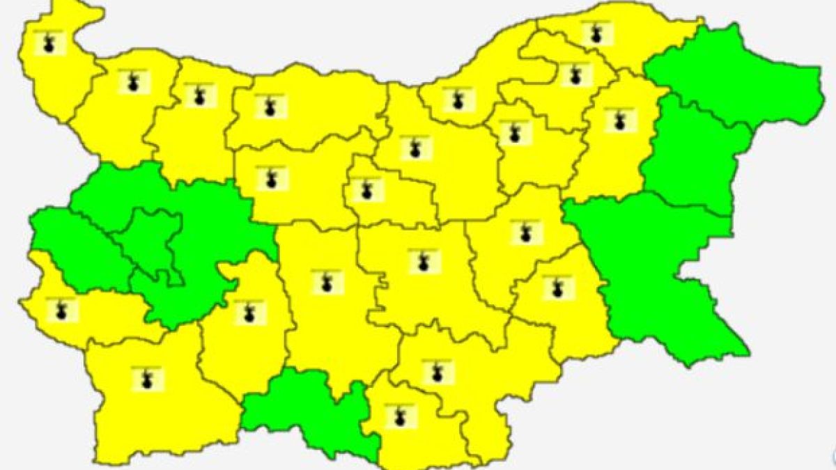 Опасно време сковава България КАРТА