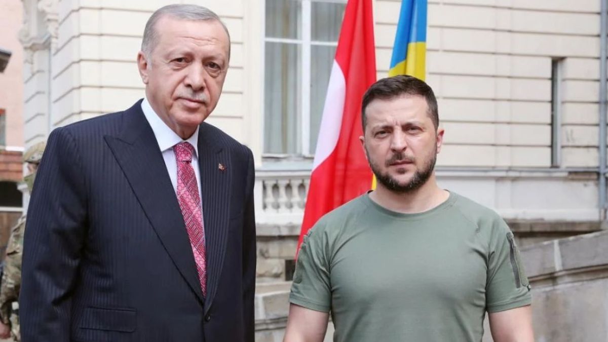 Зеленски посрещна Ердоган по маратонки, ето какво си казаха ВИДЕО
