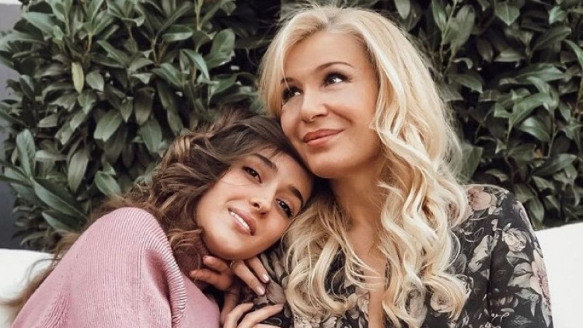 Щерката на Гала я изложи брутално ВИДЕО