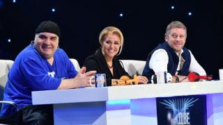 Първо в БЛИЦ! Халваджиян "изчегърта" Фънки и Хилда от журито, на тяхно място сяда тази секси мацка СНИМКА