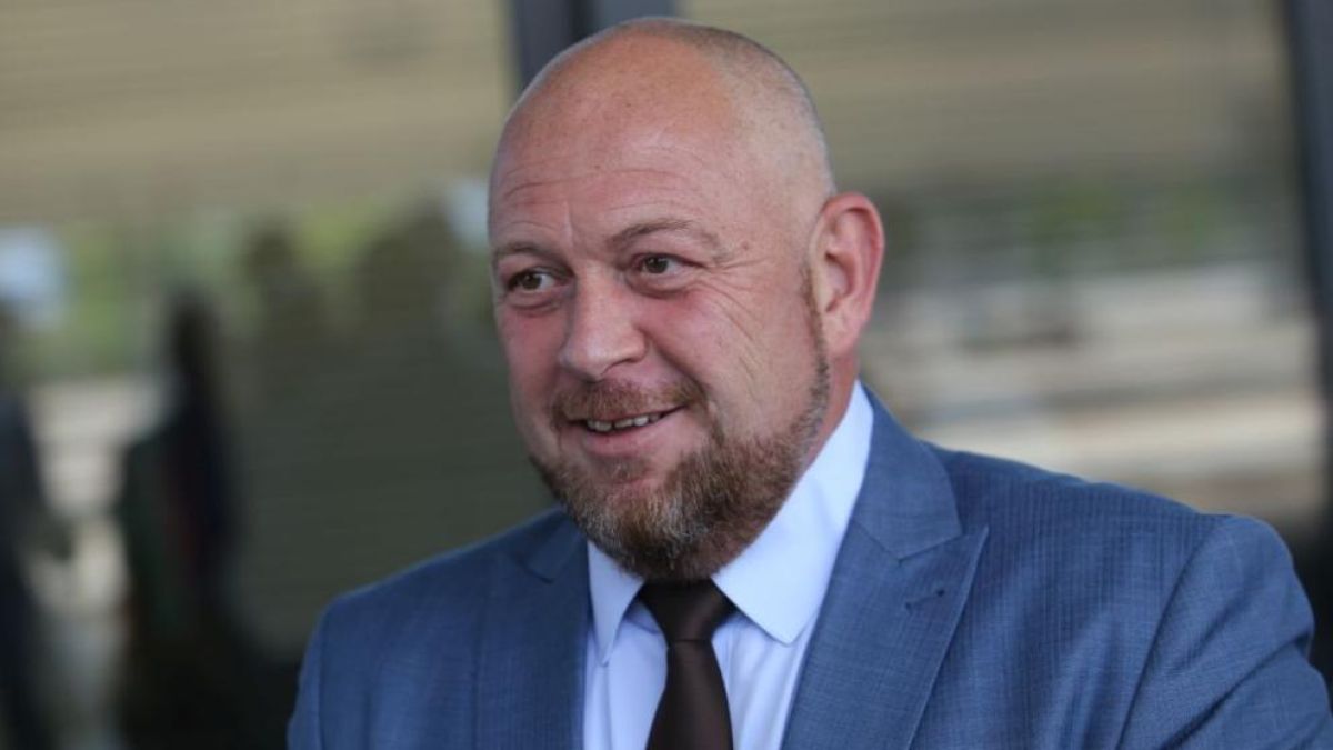 Зам.-министър със скандално твърдение за „Български пощи“ и една частна куриерска фирма