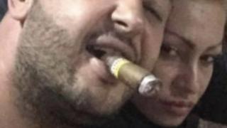 Жената на Бахамата яхна Бентлито, но криминалисти я спряха и намериха в бикините ѝ...